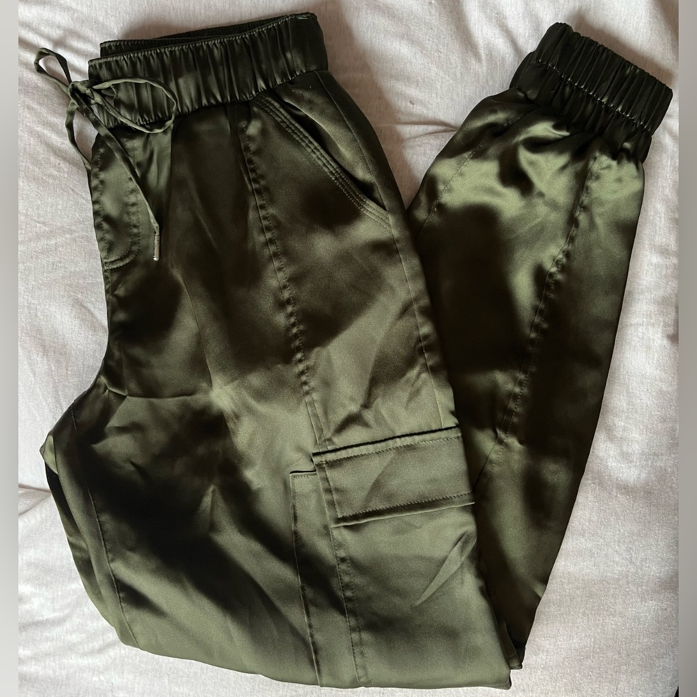 INC International Concepts Women’s S Cargo Jogger Pants